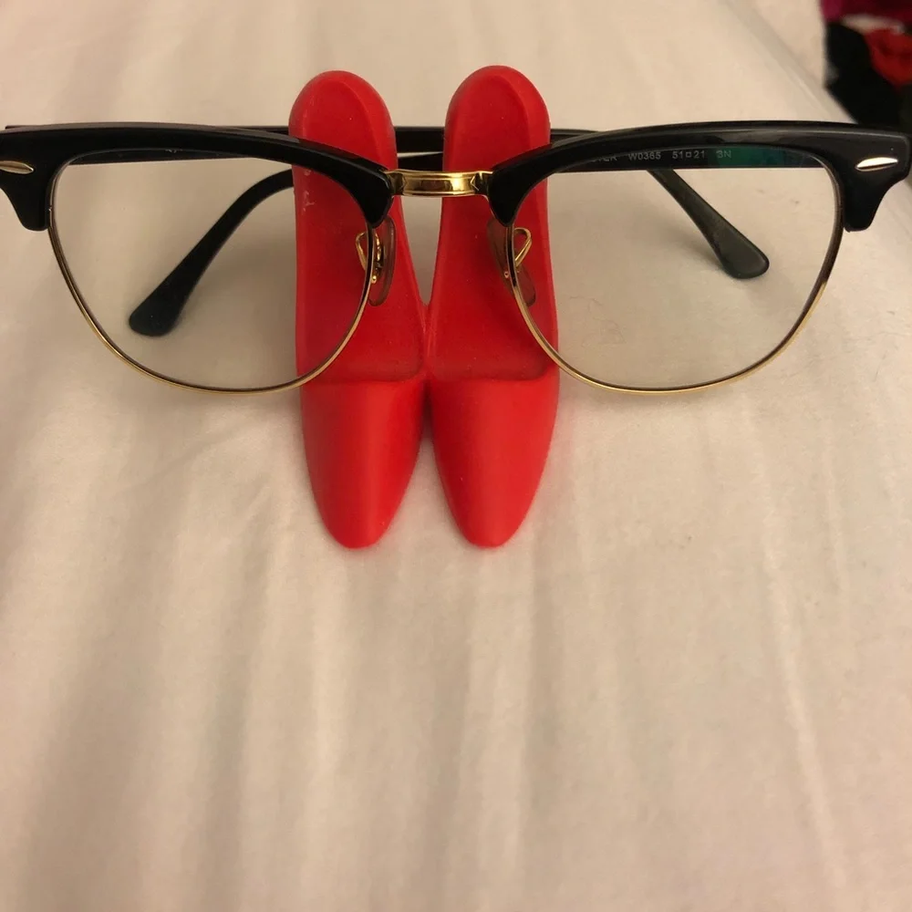 Ray-Ban frames. - Picture 1 of 3